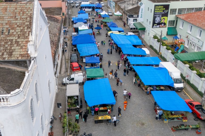 Feira do Agricultor celebra 34 anos com festa no Largo Iria Corrêa