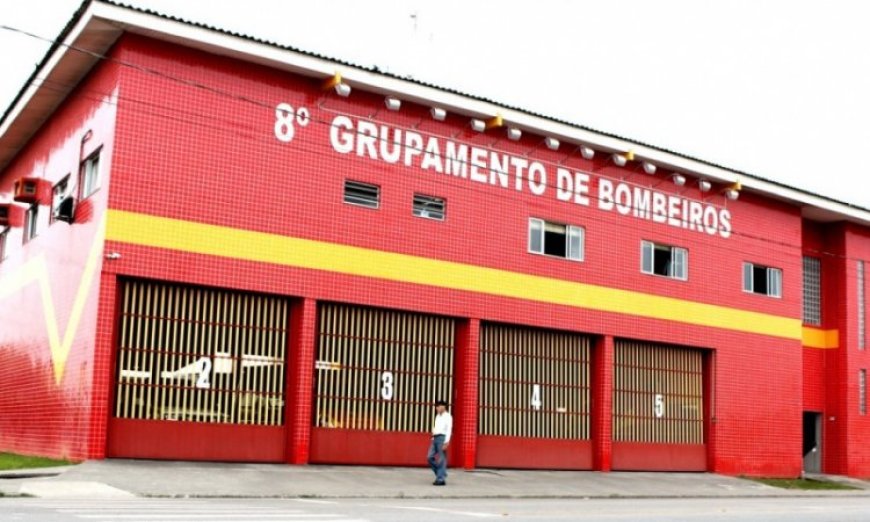 Quartel do Corpo de Bombeiros de Paranaguá recebe doações para o Rio Grande do Sul