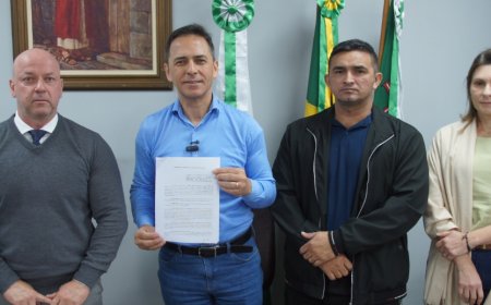 Paranaguá recebe projeto "MP em Movimento" e assina acordo de cooperação com o Ministério Público do Paraná