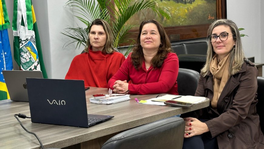 Paranaguá participa de encontro que visa ampliar ações do Outubro Rosa