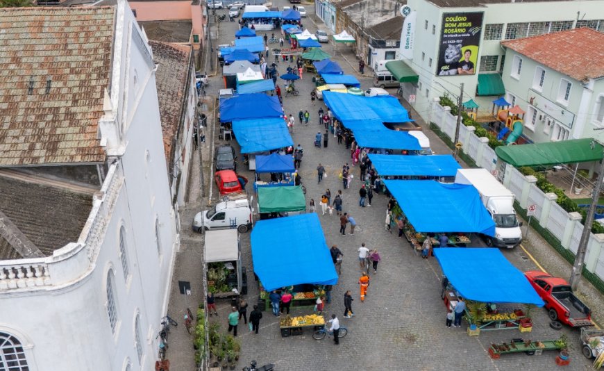 Feira do Agricultor celebra 34 anos com festa no Largo Iria Corrêa