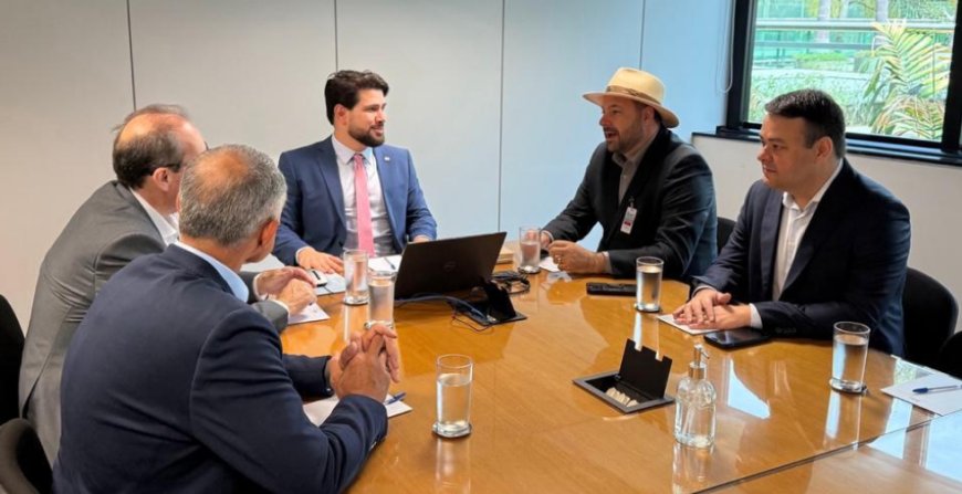 Secretários de Paranaguá cumprem agenda em Brasília em busca de recursos para Saúde e Infraestrutura