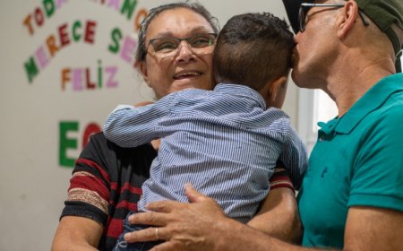 Programa Família Acolhedora oferece a crianças em vulnerabilidade a chance de crescer em um lar cheio de afeto