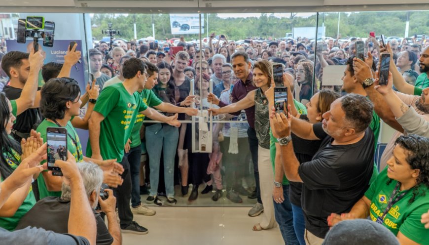 Prefeito Adriano Ramos e vice Fabiana Parro prestigiam inauguração da 2.ª loja Havan em Paranaguá