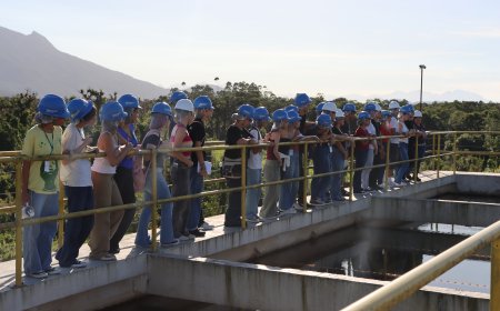 Alunos do IFPR participam de visita técnica à ETA Colônia pelo programa Você no Saneamento