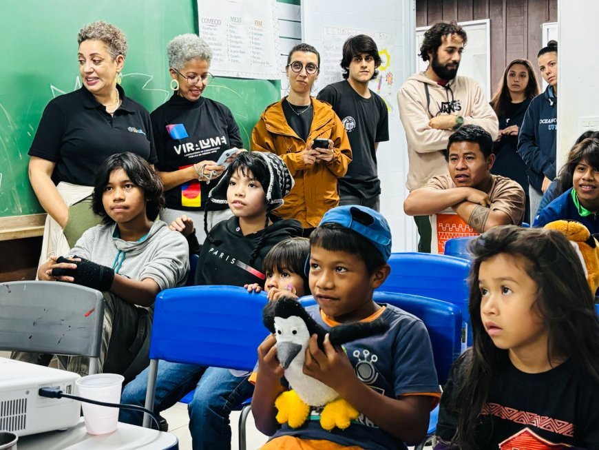 UFPR leva cinema, ciência e cultura oceânica a escolas públicas de Pontal do Paraná