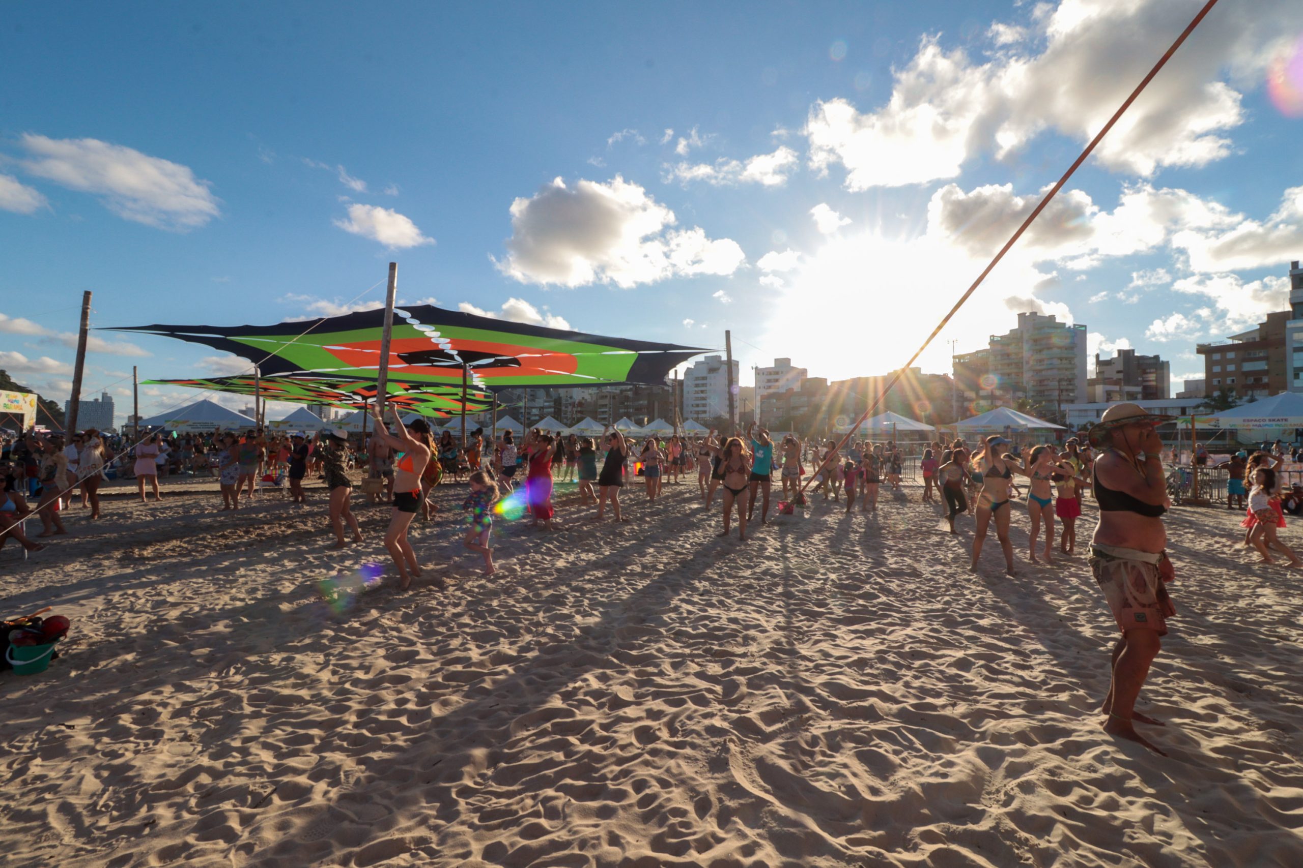 Novo recorde: Verão Maior Paraná recebe 579 inscrições de artistas para os Palcos Sunset