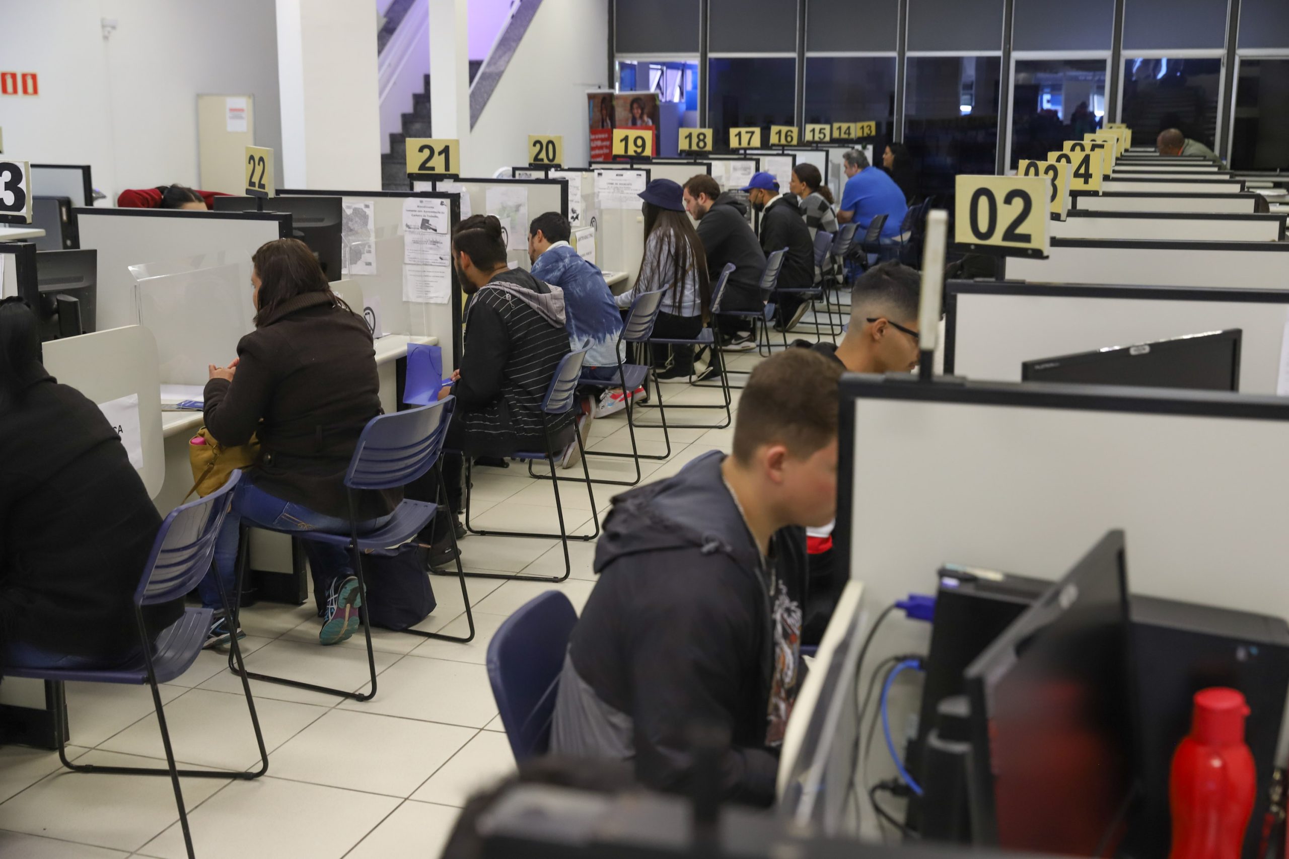 Paraná liderou ranking nacional de contratações via Agências do Trabalhador em 2025