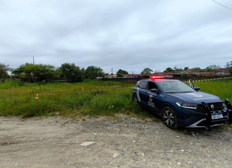 Ossada humana é encontrada em terreno baldio entre Pontal e Matinhos
