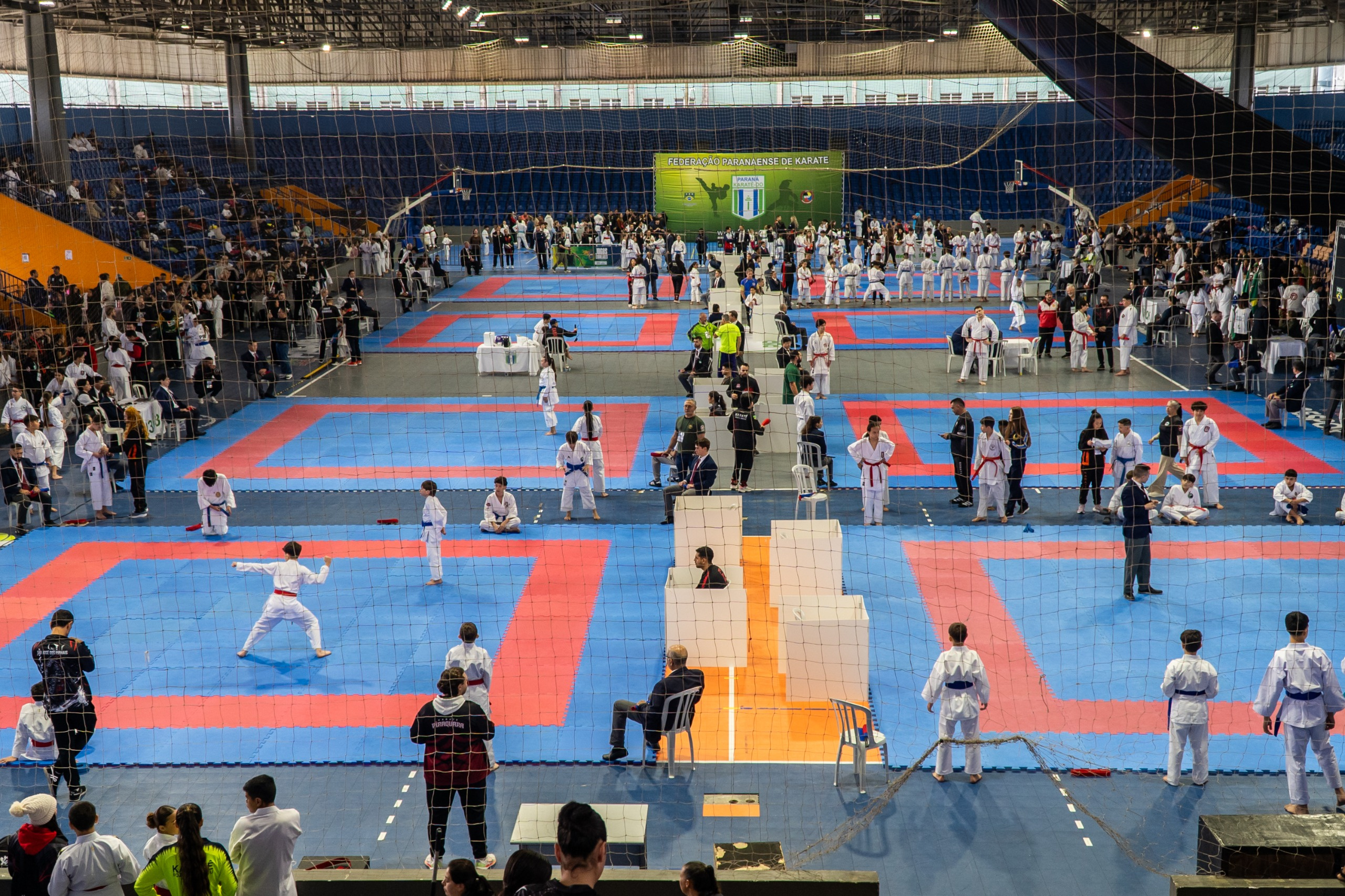 Paranaguá recebe mais de 700 atletas na abertura da 3.ª etapa do Campeonato Paranaense de Karatê Sul/Leste