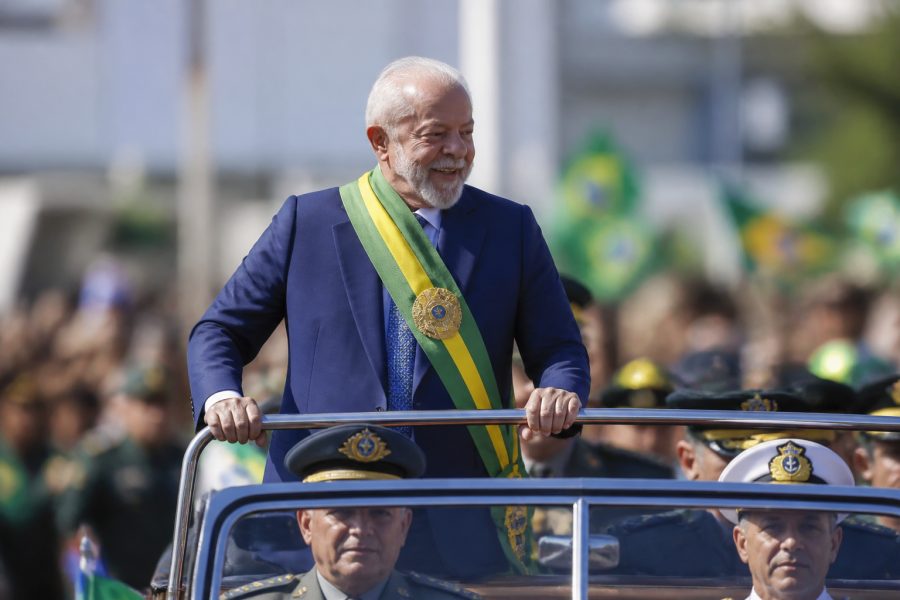 Lula participa de desfile em Brasília no Dia da Independência