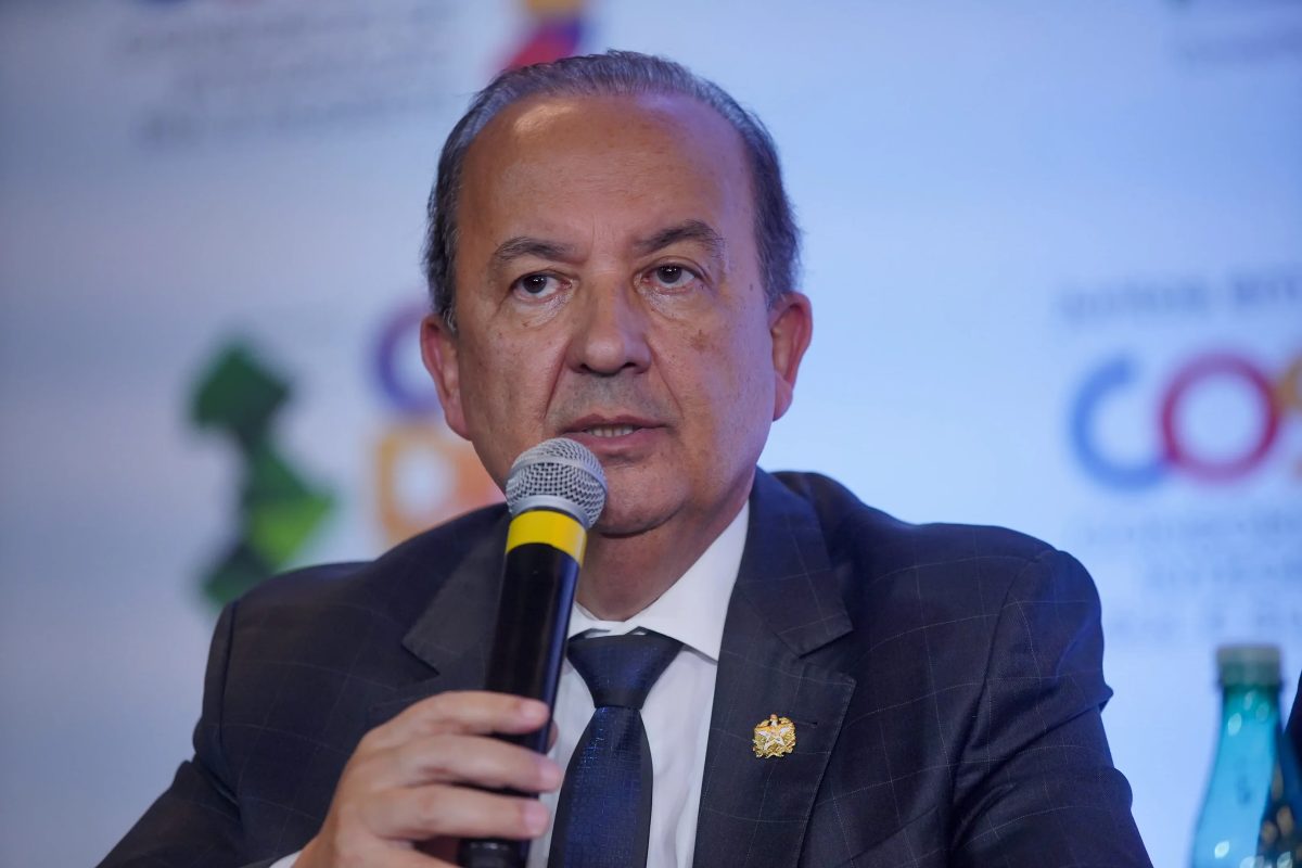 Jorginho Mello lidera corrida eleitoral em Santa Catarina, aponta pesquisa