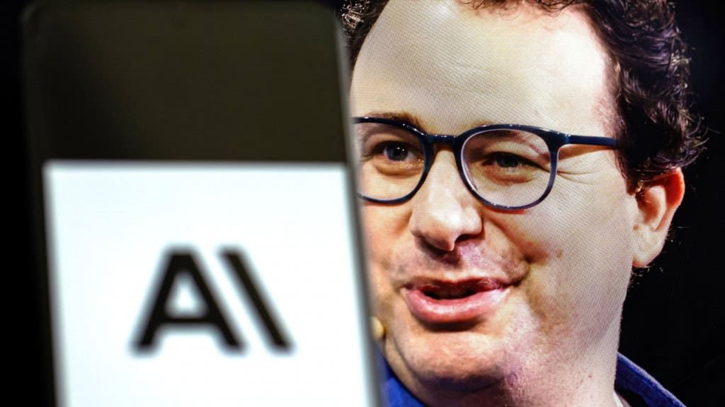 OpenAI, Google e rivais são acusadas de frear IA nos EUA