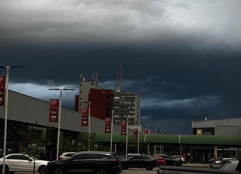 Frente fria derruba temperatura em 10°C no Litoral do Paraná