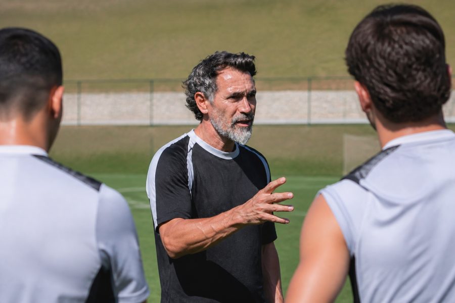 Atlético-MG se prepara para enfrentar o Santos com retornos importantes