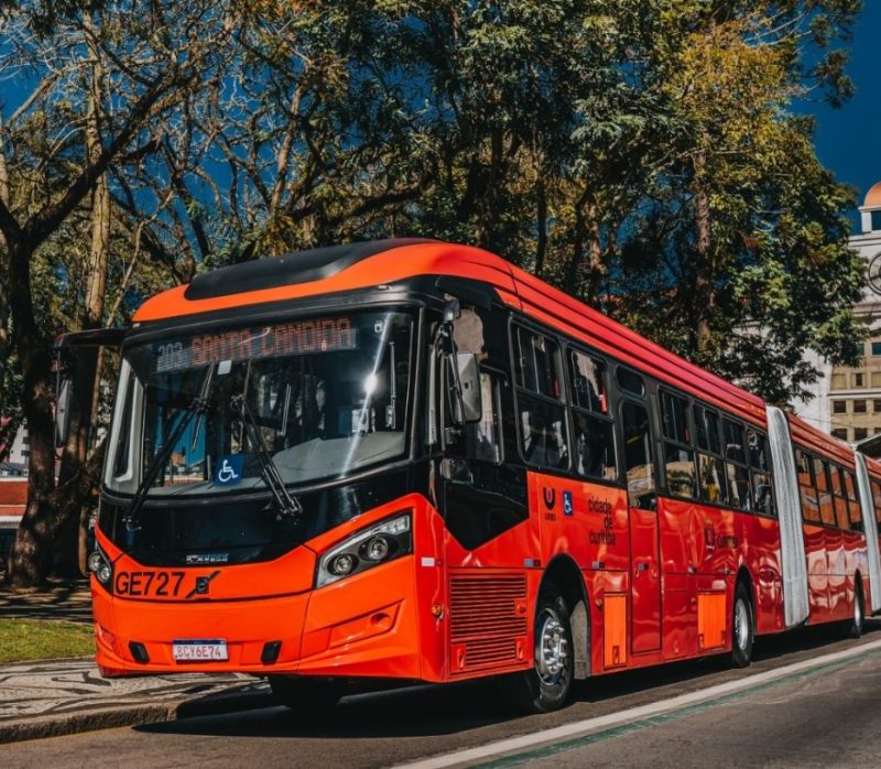 Curitiba celebra 52 anos de inovação com seu pioneiro sistema BRT