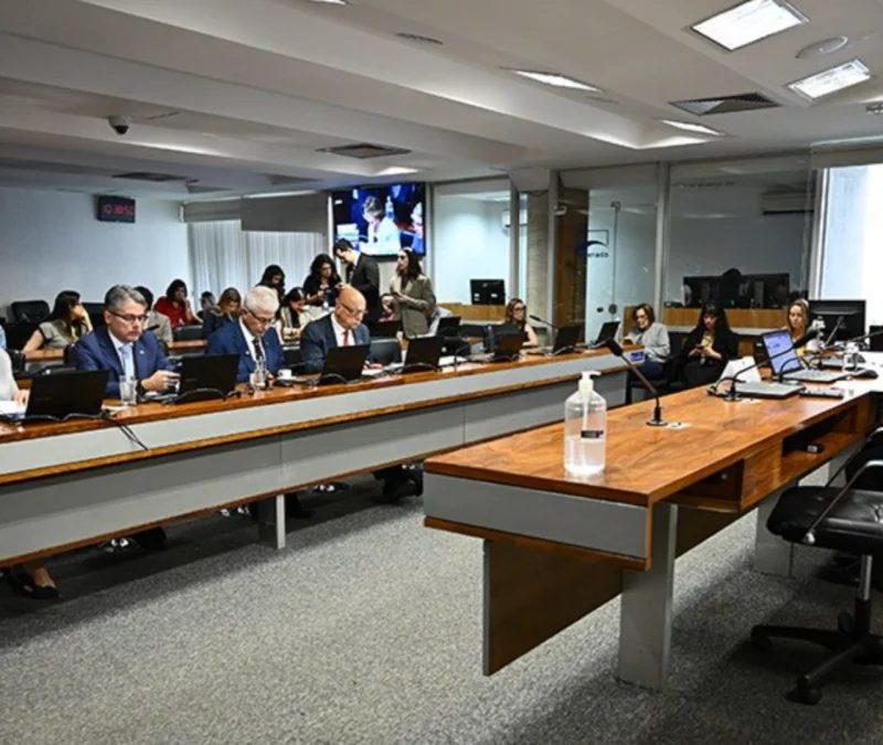 CCT aprova 55 concessões e renovaciones de rádio e TV no Senado