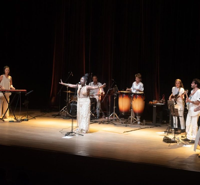 Rúbia Divino estreia no Cena Musical da TV Brasil nesta terça