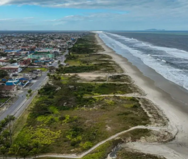 Pontal do Paraná tem salto histórico e quase quadruplica empresas