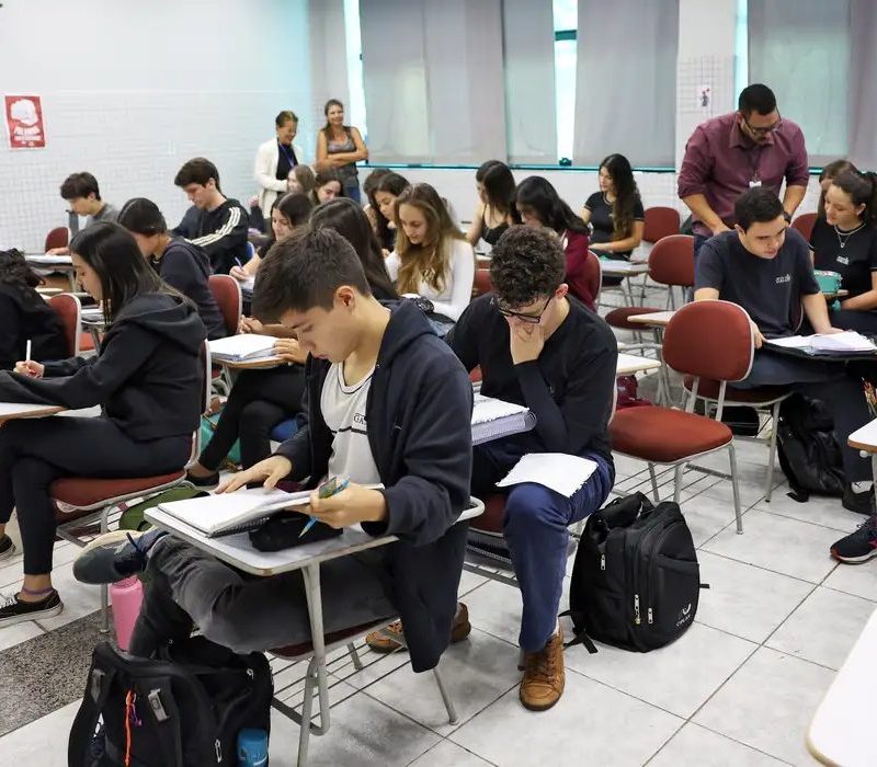 Prazo da lista de espera do fies para o segundo semestre encerra nesta quinta-feira
