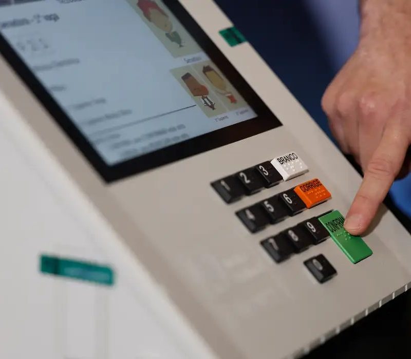 Eleições 2026: saiba quantos votos fazer e a ordem na urna