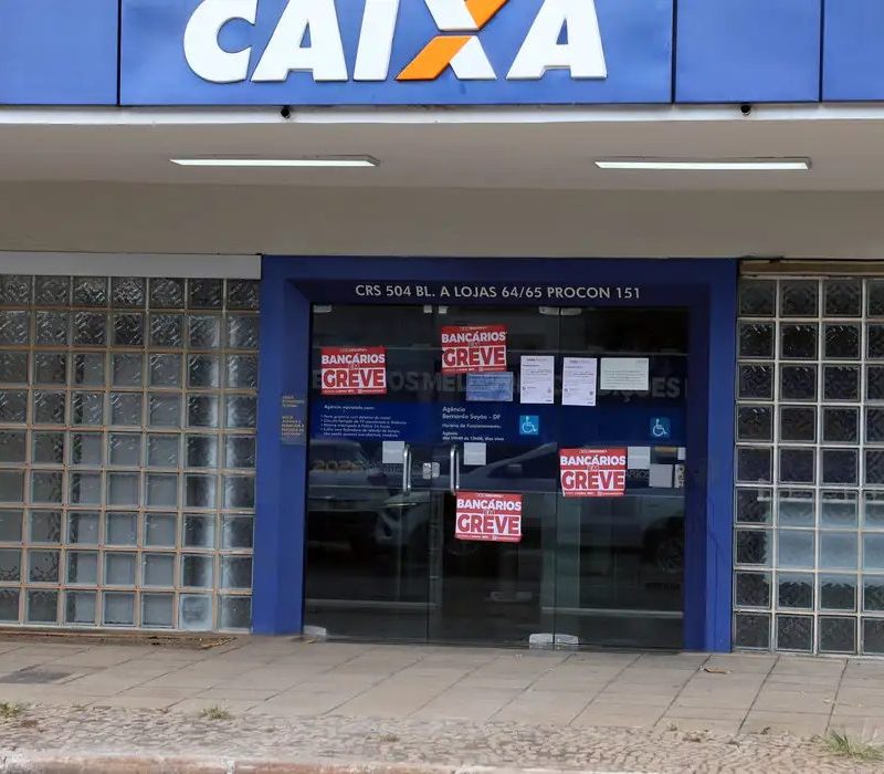 Caixa: empregados rejeitam nova proposta e greve continua