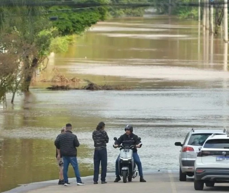 Nível dos rios Taquari e Caí atinge o pico e alerta se desloca para Porto Alegre
