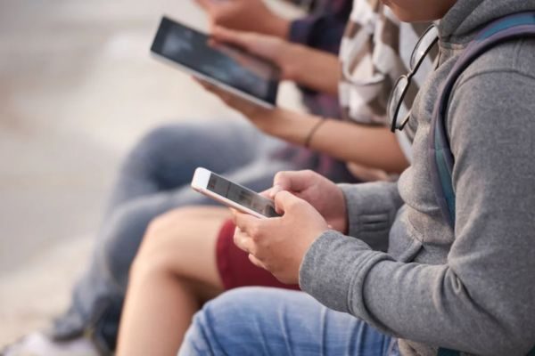 Estudo aponta impacto de apostas esportivas em universitários