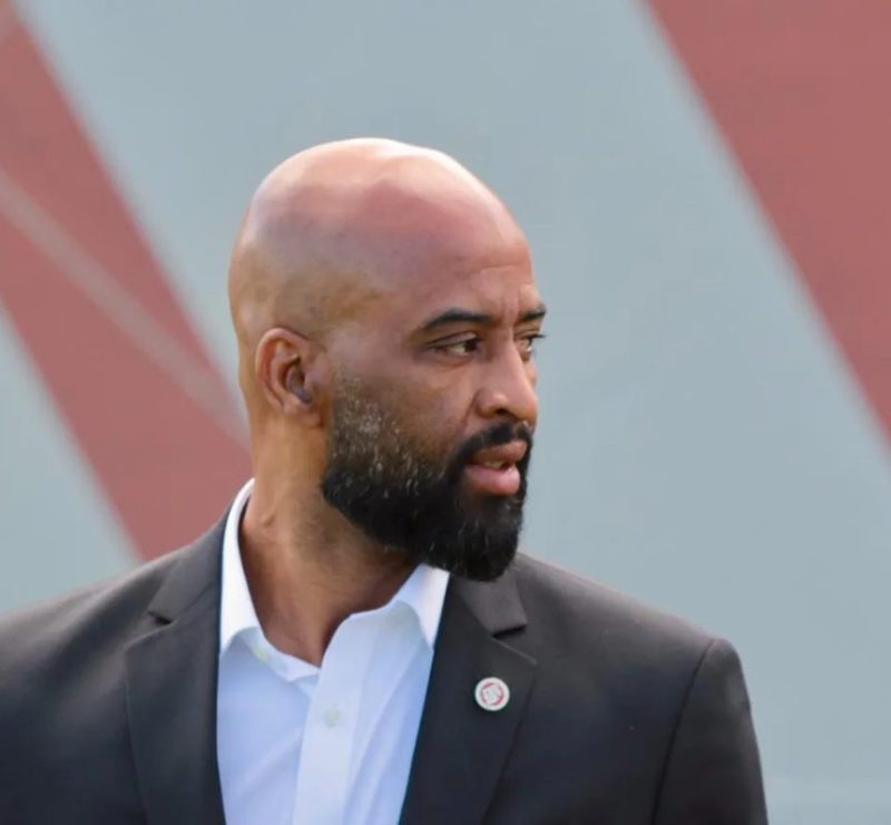 Fabinho Soldado pega suspensão de 30 dias no STJD por ato contra arbitragem