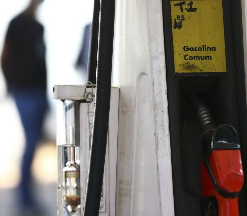 Governo endurece multas e intensifica fiscalização de combustíveis