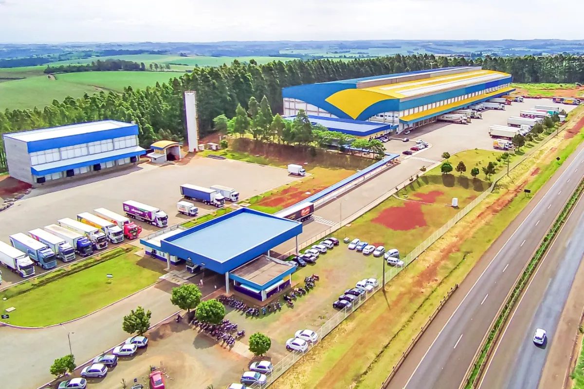 Unifrango investe R$ 20 milhões e triplica centro de distribuição no Paraná