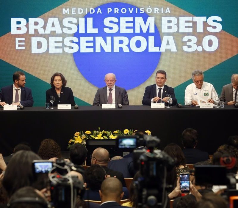 Governo federal lança terceira fase do programa desenrola brasil