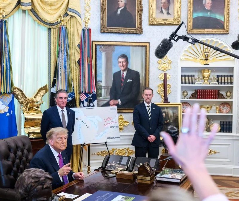 Grandes emissoras dos EUA boicotam transmissão de Donald Trump