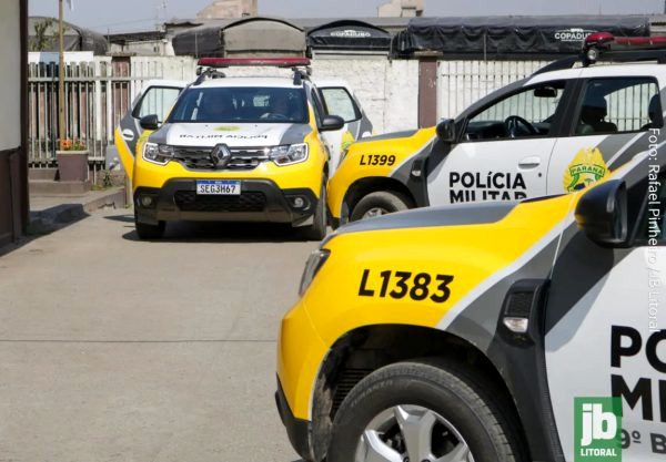 Homem com mandado por furto é preso pela polícia no litoral
