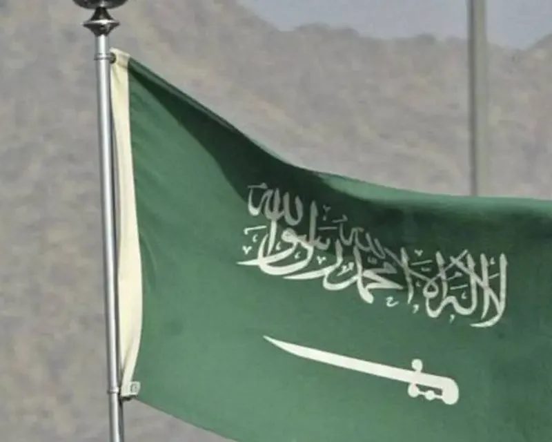 Ataques com mísseis e drones atingem a Arábia Saudita