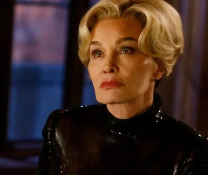 Jessica Lange impõe condição surpreendente para voltar à série