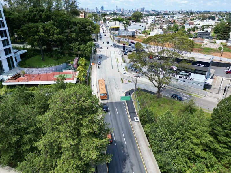 Curitiba libera cruzamento estratégico na entrada do Campina do Siqueira