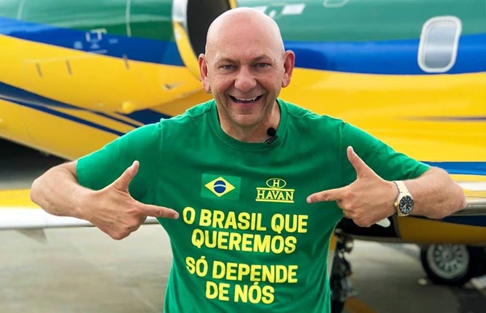 Luciano Hang é processado por assédio eleitoral; saiba identificar pressão política no trabalho