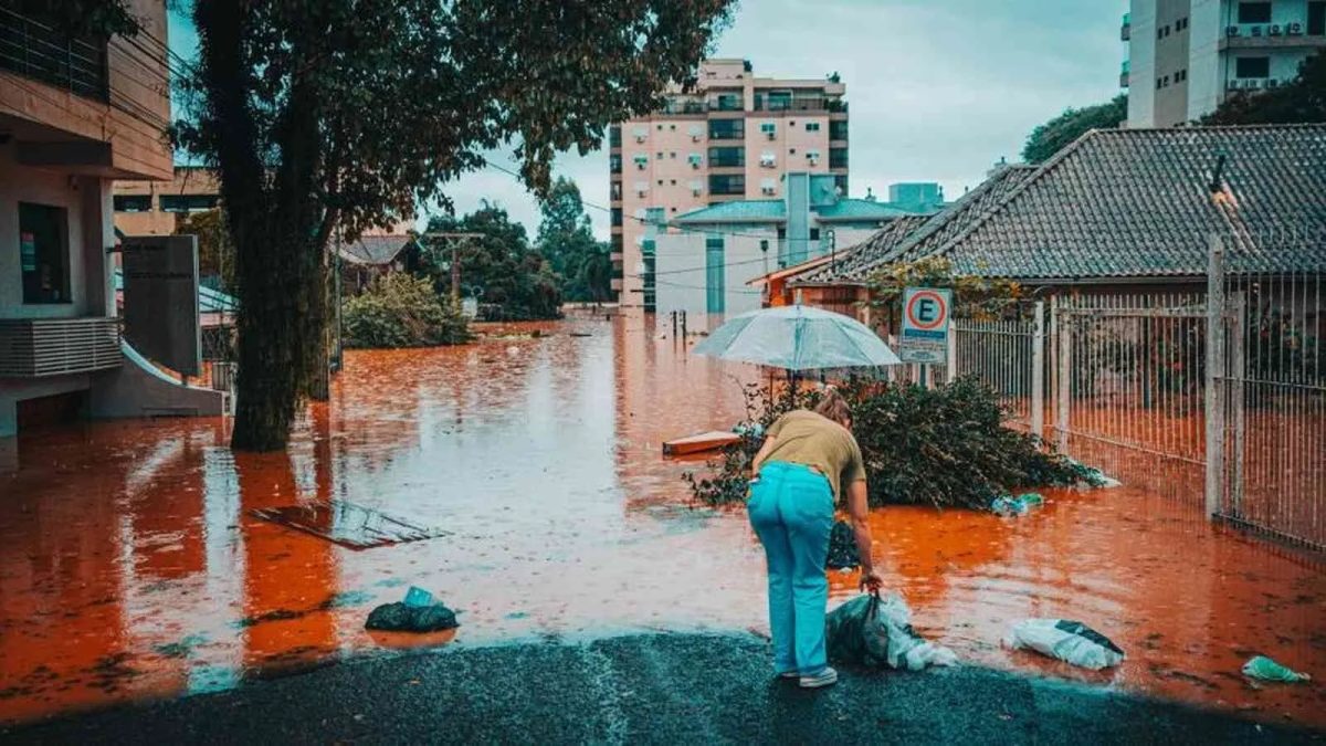 Mais rios saem do leito após nova rodada de chuva e situação vai piorar