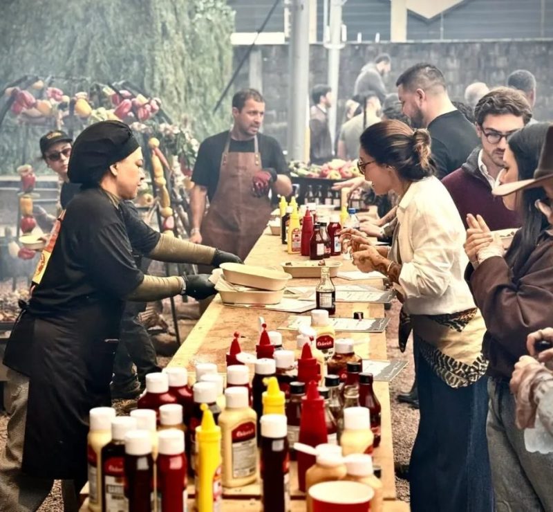 Festival manda brasa transforma antiga fábrica em porto alegre