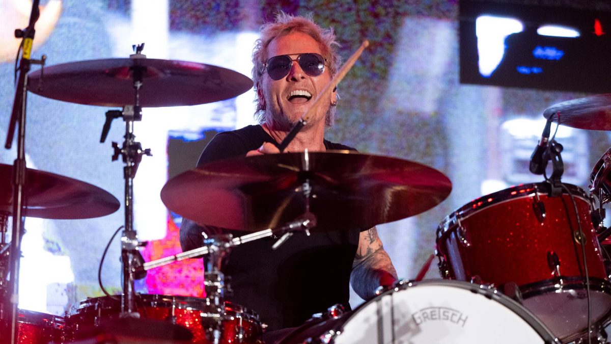 Matt Sorum topa reunir o Velvet Revolver com Lzzy Hale nos vocais