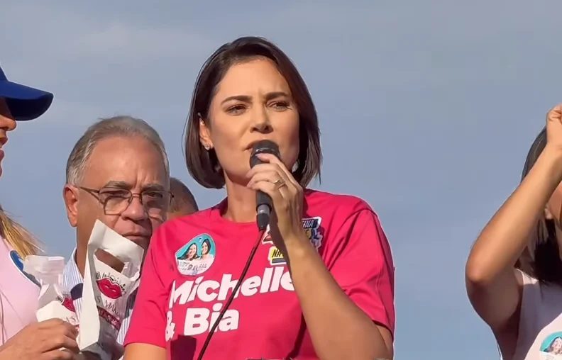 Michelle rebate fala de Janja durante ato eleitoral no DF