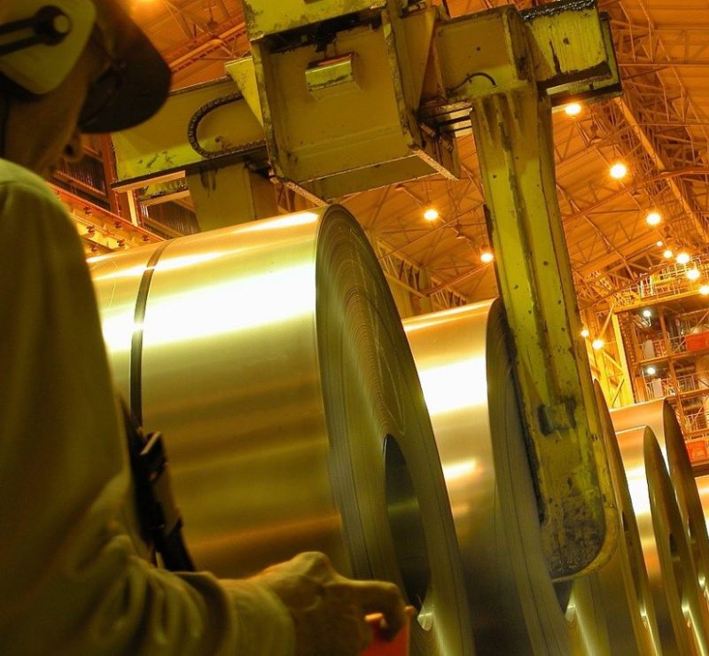 Governo e empresários discutem estratégias para elevar competitividade