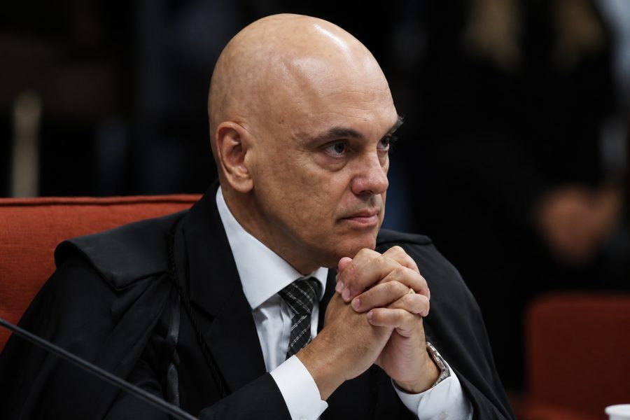 Moraes revela tentativa de Mendonça de influenciar investigações contra Alcolumbre