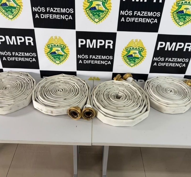 Homem é preso em flagrante com mangueiras de incêndio no porta-malas em Curitiba