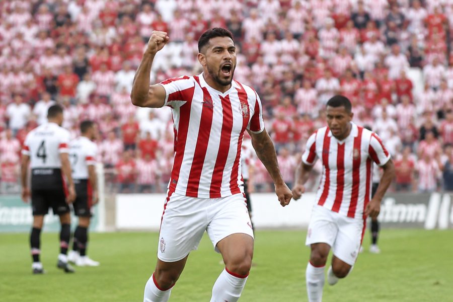 Náutico vence o Botafogo-SP nos Aflitos, amplia invencibilidade e se aproxima do G-6