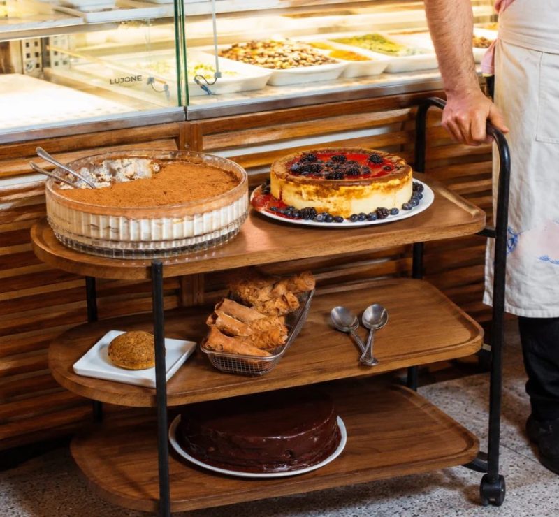 Nostalgia à mesa: o retorno do tradicional serviço guéridon