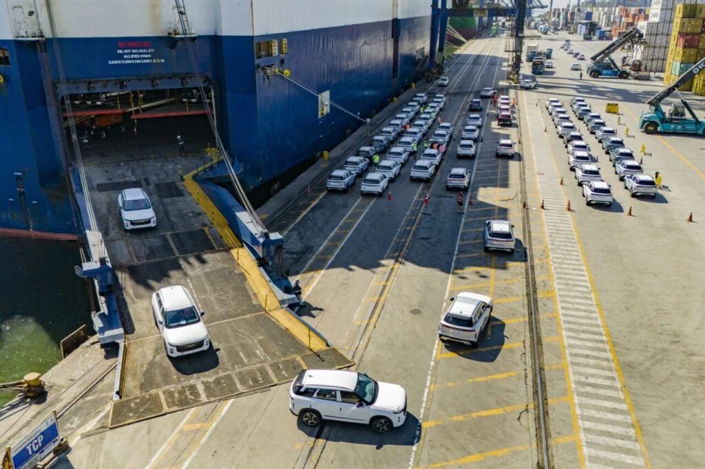 Porto de Paranaguá dispara em importações de carros com novas marcas