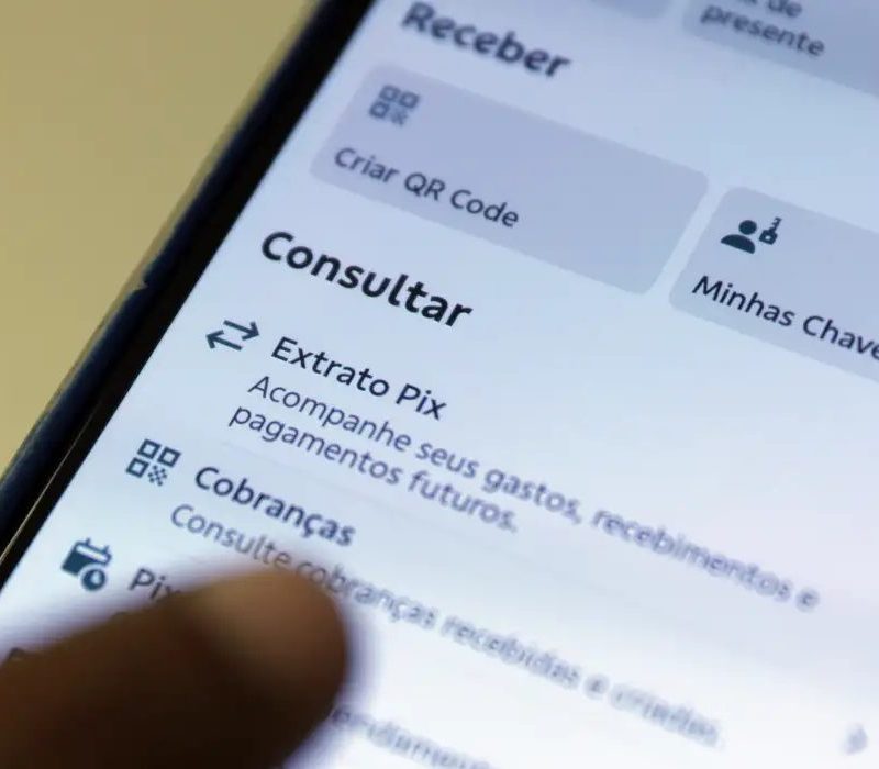 Queda no Pix: transações caem 10% após proibição de bets no Brasil