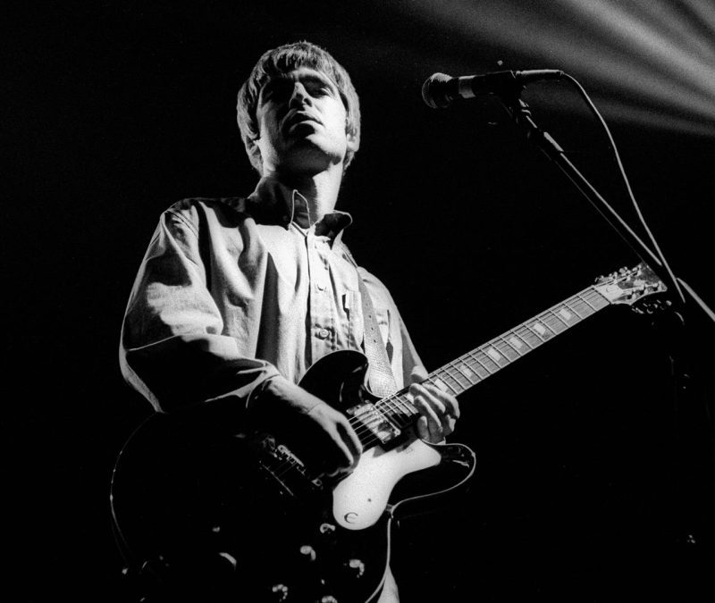 Lenda do The Smiths quase integrou o Oasis nos anos 1990